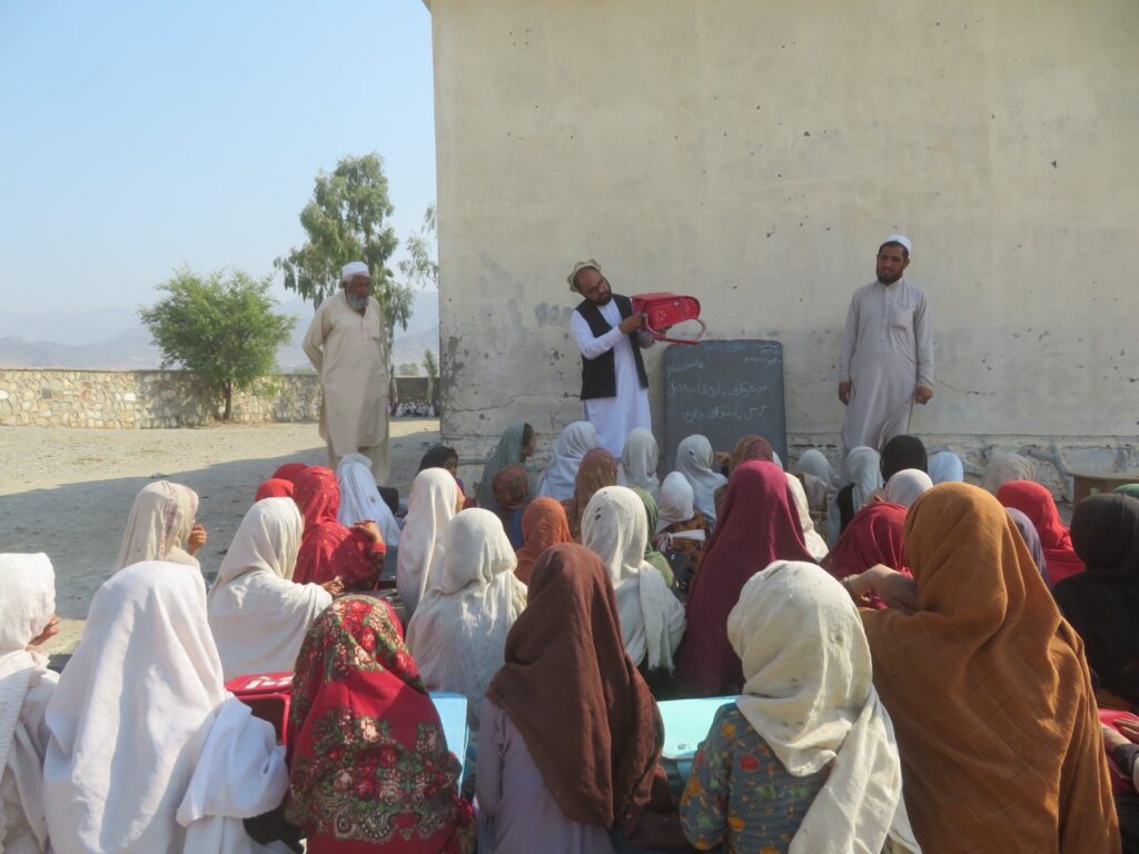 LINE_ALBUM_アフガニスタンの写真_250505_27